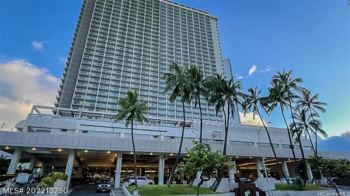 Newly Renovated Top Floor Ala Moana Balcony Honolulu Hébergement de vacances
